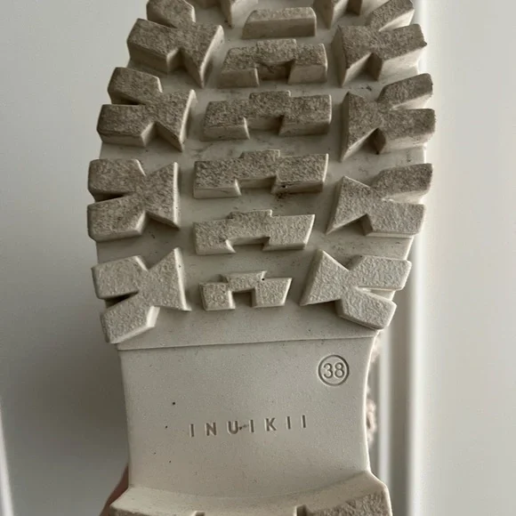 Inuikii Beige and Cream Winter Boots - Picture 4 of 4